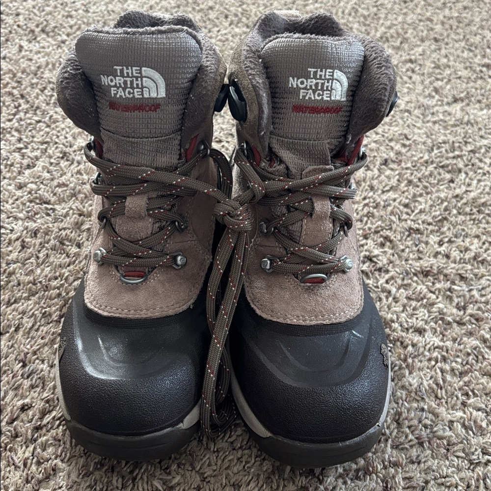 The North Face Primaloft Insulated Waterproof Boots size 7 - Picture 2 of 6